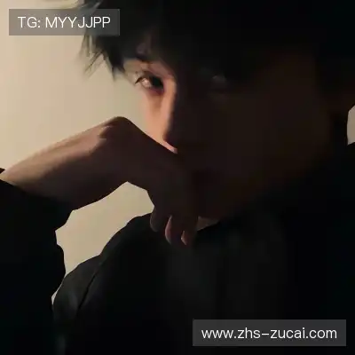伍麟
